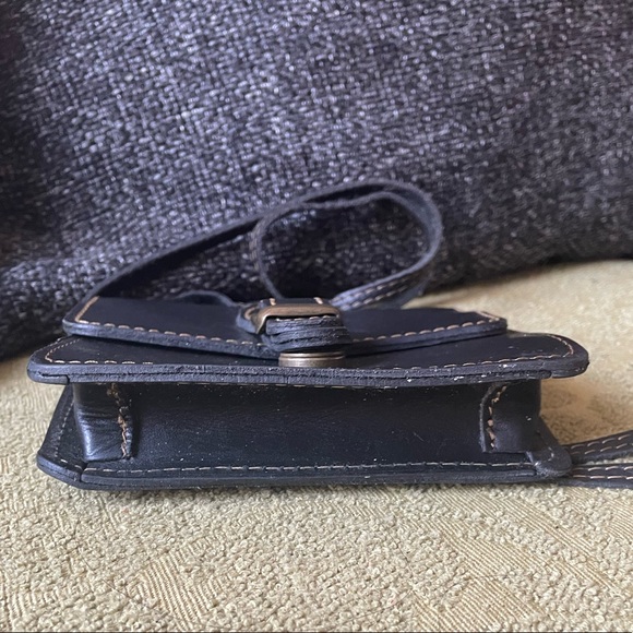 SR Genuine Leather Mini Crossbody Bag Made in Canada - Picture 5 of 7